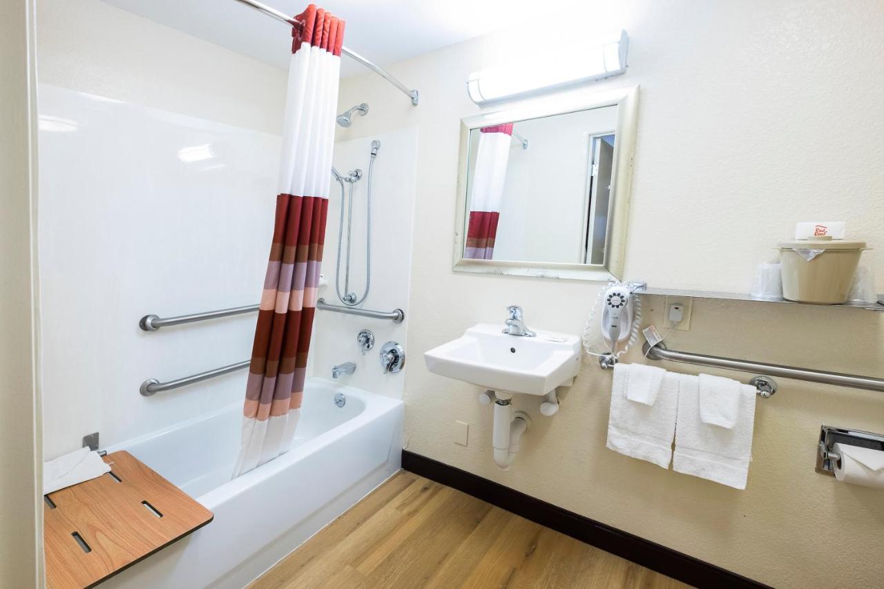 Red Roof Inn Huntington Barboursville Zewnętrze zdjęcie